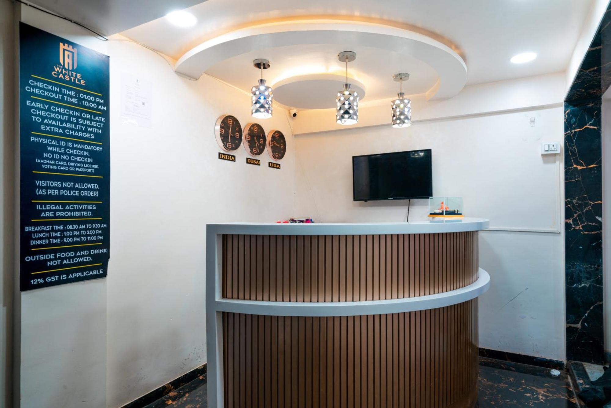 Hotel Treebo Trend The White Castle Pune Exterior foto