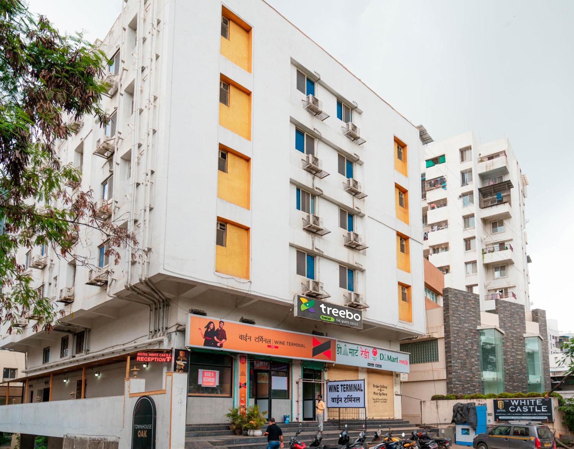 Hotel Treebo Trend The White Castle Pune Exterior foto